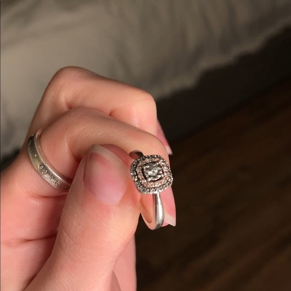 Rose gold dainty engagement/promise ring - Picture 5 of 6